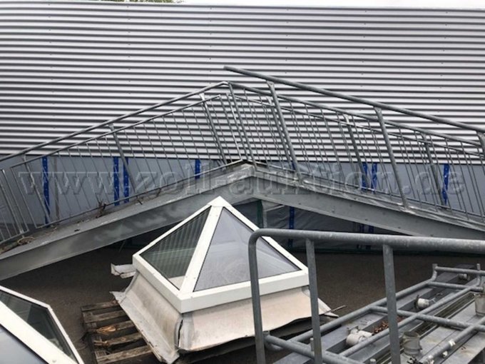 Lichtkegel und Außentreppe