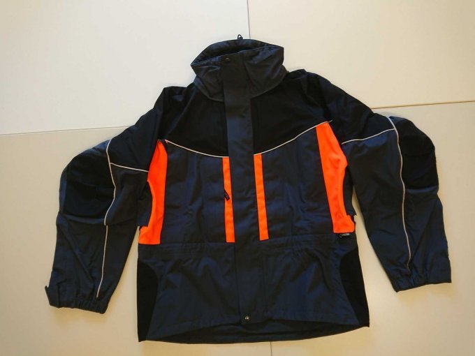 Jacke vorn