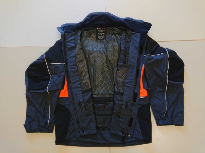 Jacke offen