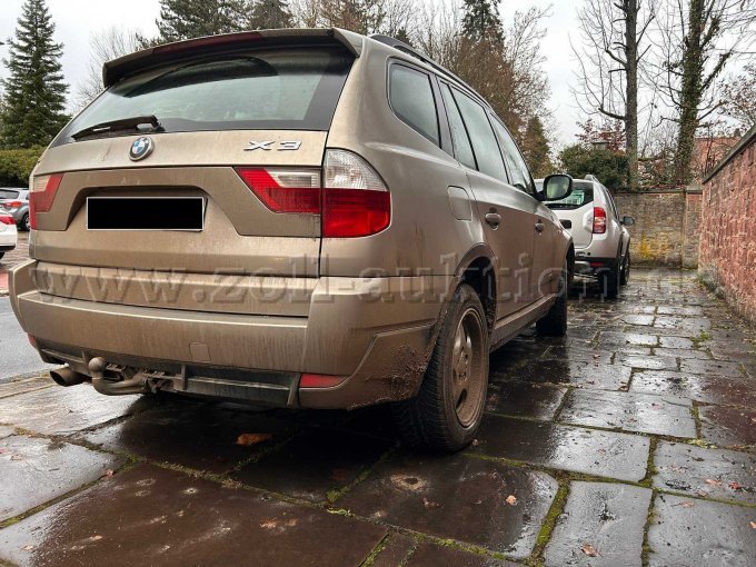 Hinten (Beifahrerseite)