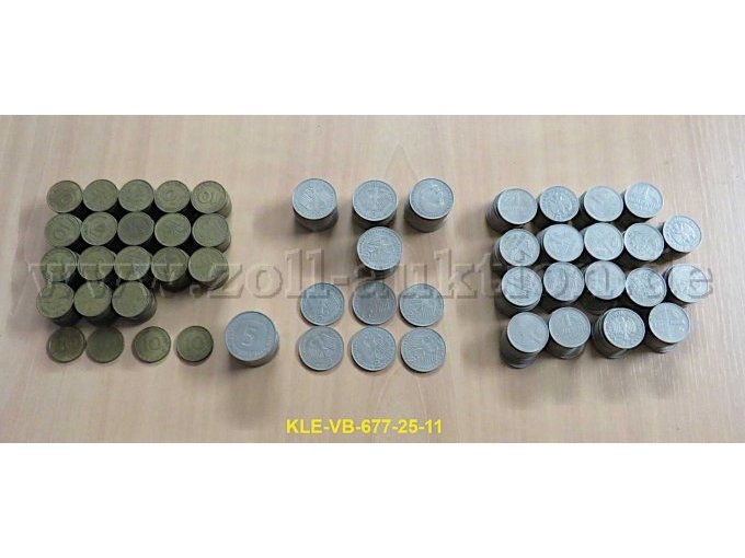 Spielgeld im Wert von 340,40 deutsche Mark