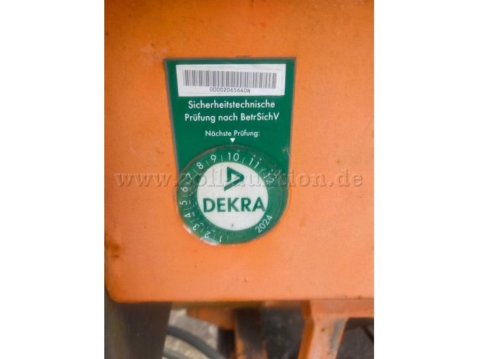 1 Gemeiner Schneeschild GSP 170 L und Aufbaustreuer passend für Multicar – foto 4 – kavel bij Zoll-Auktion, Leichlingen (Rheinland)