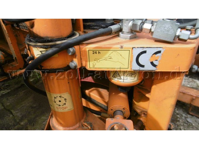 Detailansicht des Hydraulikzylinders Gerät 2