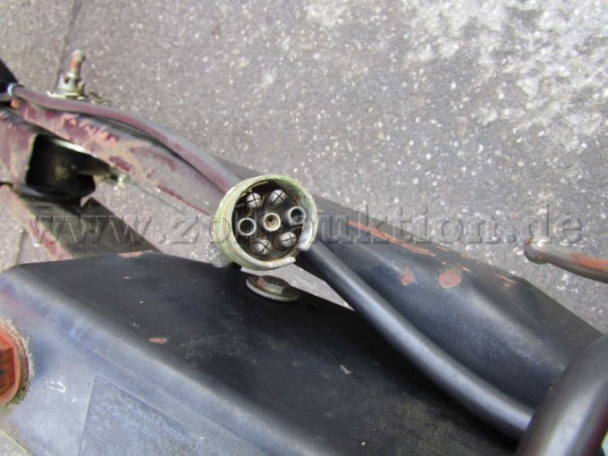 Anschlussstecker
7 Polig