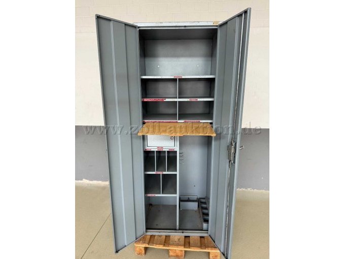 Ansicht von vorn geöffnet