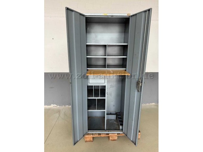 Ansicht von vorn geöffnet