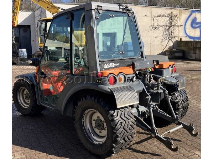 Aebi TT240 Ansicht hinten links