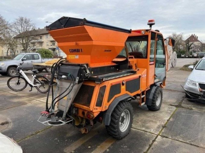 1 Geräteträger Iseki ICT 50 / Teileträger – foto 3 – kavel bij Zoll-Auktion, Neustadt an der Weinstraße