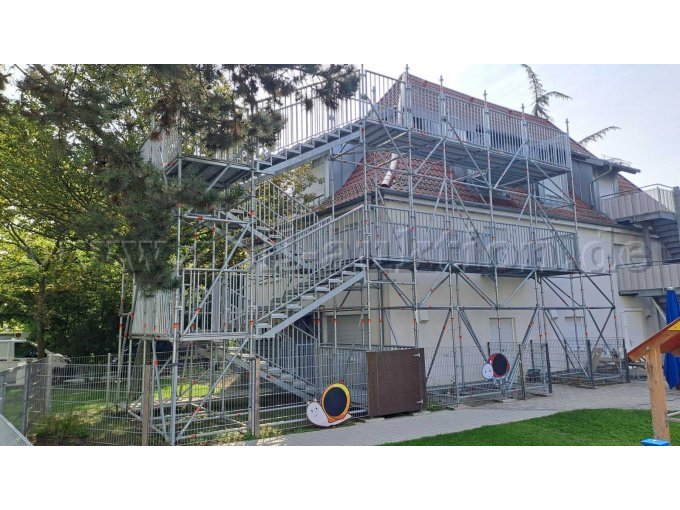 Gesamtansicht (breite)