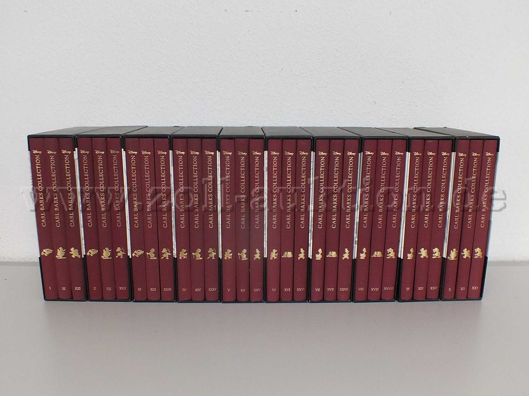 Gesamtansicht der Buchrücken aller Bände