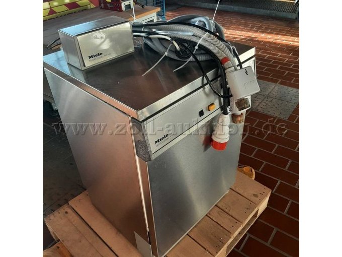 Außensicht mit Anschlusskabel