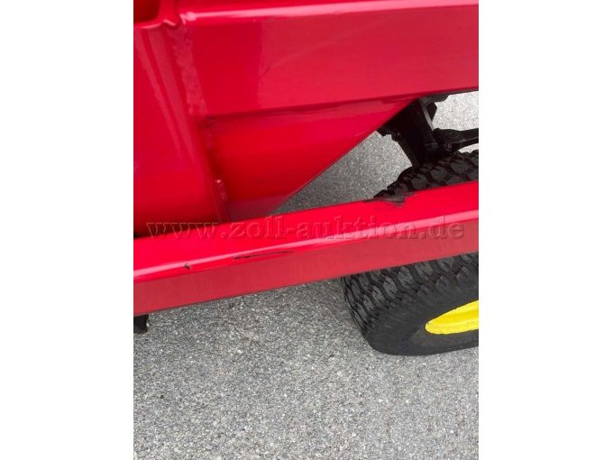 Frontsammelmäher - Lackabschürfung