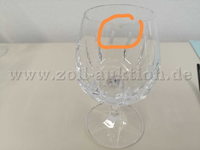 Cognacschwenker;
Abplatzer am Rand