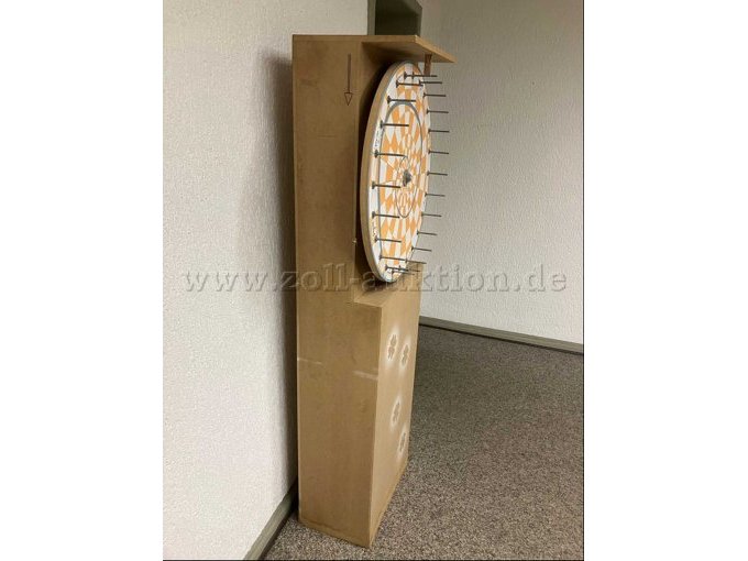 Seitenansicht mit Markierungspfeil