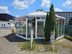 Pavillion von vorne
