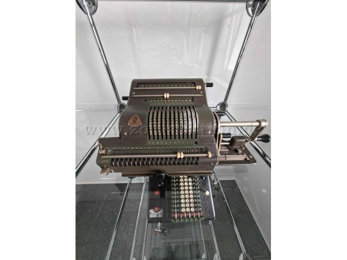 Rechenmaschine 1