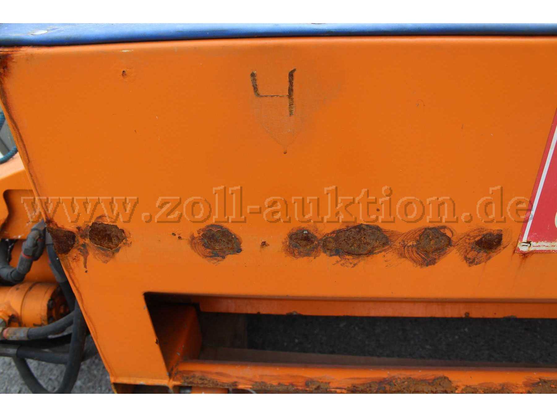Rost rechts hinten