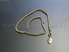 Kette und Anhänger von oben