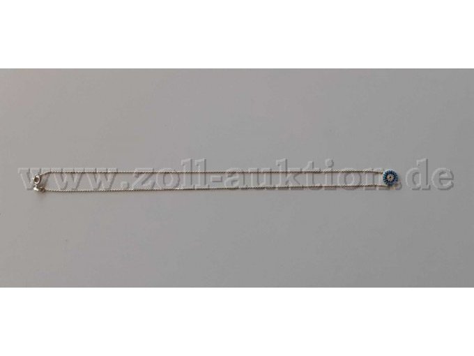 Kette mit Anhänger
