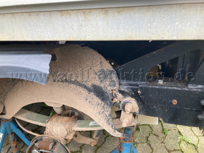 Steckachse Hinterachse und Radabdeckung links gebrochen