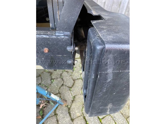 Stoßstange hinten abgerissen