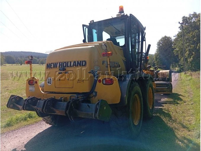 1 Grader New Holland F 156.7A Tier 3 – foto 8 – kavel bij Zoll-Auktion, Ilmenau