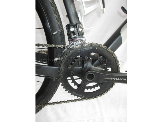 Ansicht Shimano GRX Umwerfer mit Kettenblätter