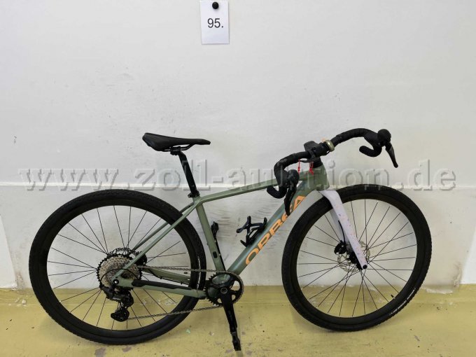 Gravelbike von Orbea, rechts