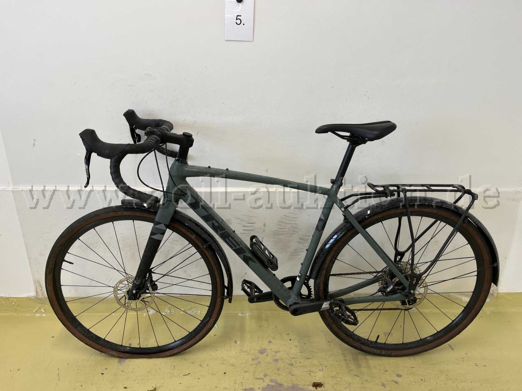 Gravelbike von Trek, links