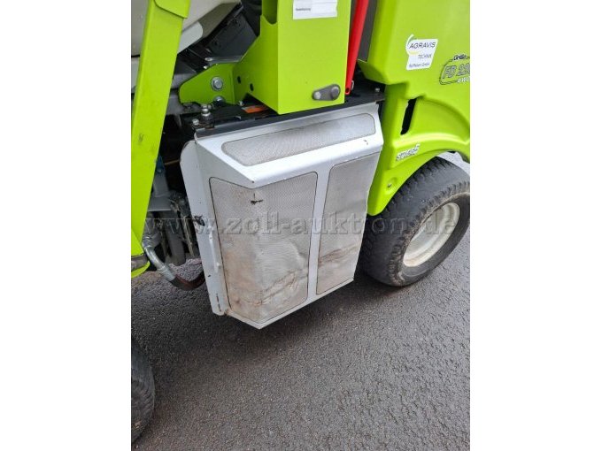Kühlerschutzgitter mit Anfahrschäden