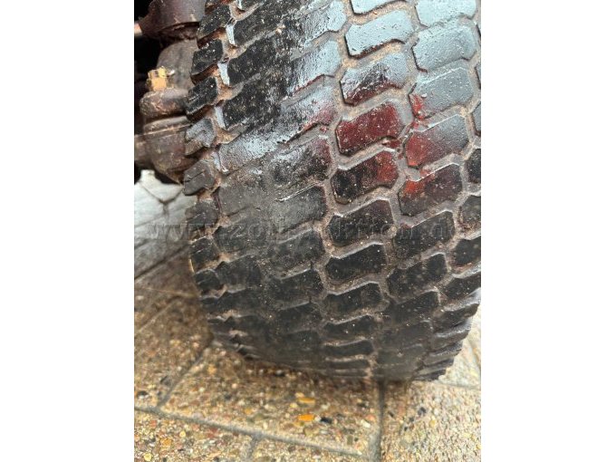 Reifen hinten rechts