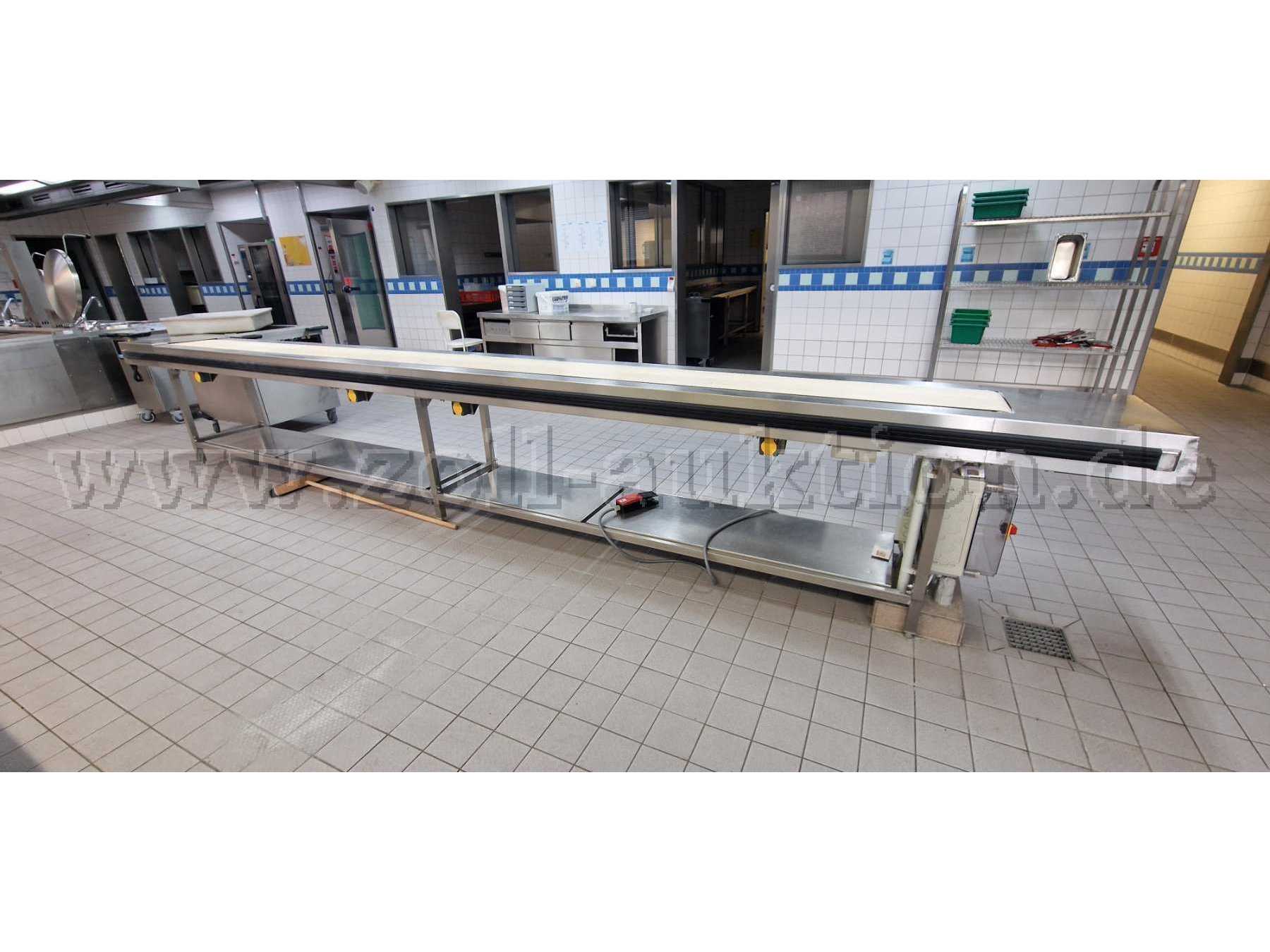 Transportband mit Steckdosen