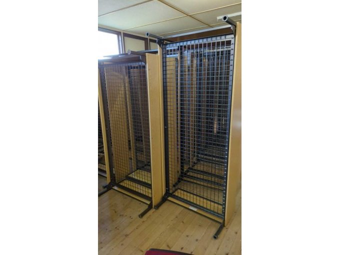 Bettgestellt hochkant