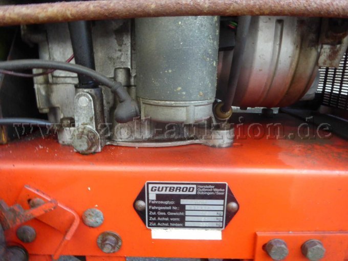 1 Gutbrod-Traktor Typ 1010 mit Anbaugeräten – foto 6 – kavel bij Zoll-Auktion, Koblenz