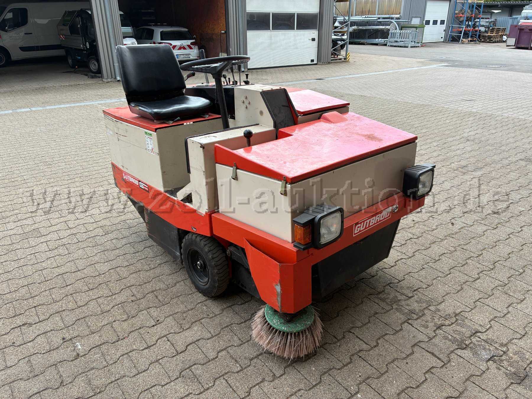 Kehrsaugmaschine