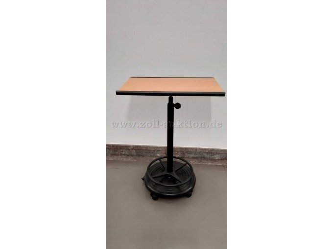 Gesamtansicht Vorderseite -niedrigste Einstellung - waagerechte Plattenstellung