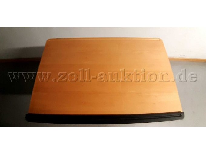 Gesamtansicht Oberseite Pultplatte