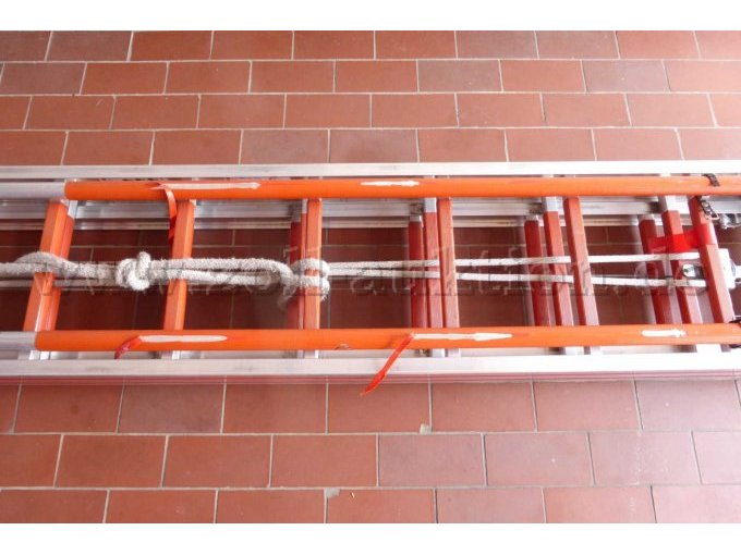 Beschädigung am Standfuss