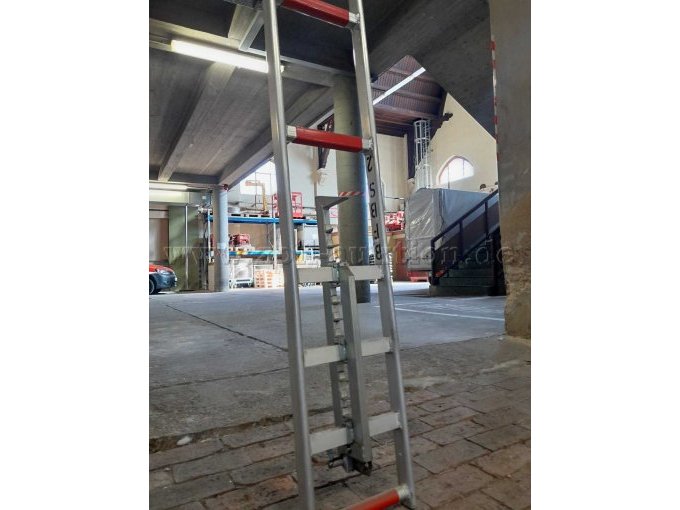 Haken, vorne