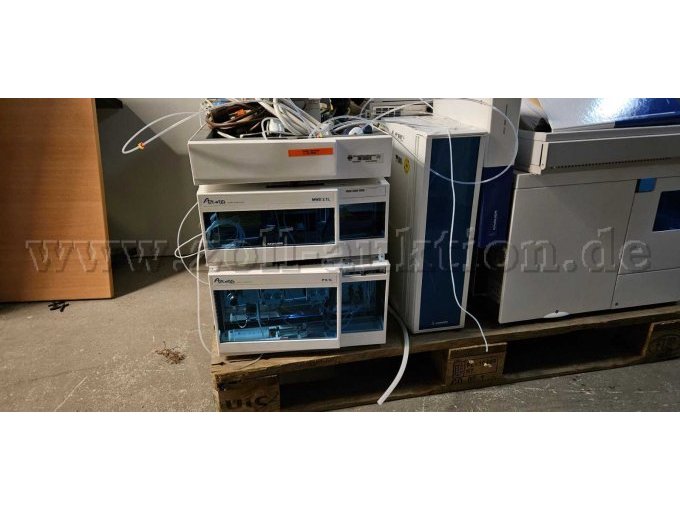 HPLC-Anlage mit Komponenten