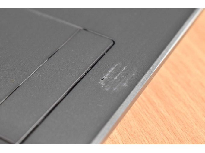 HP 250 G6 Notebook – 39,6 cm (15.6")
Detailansicht Kratzer