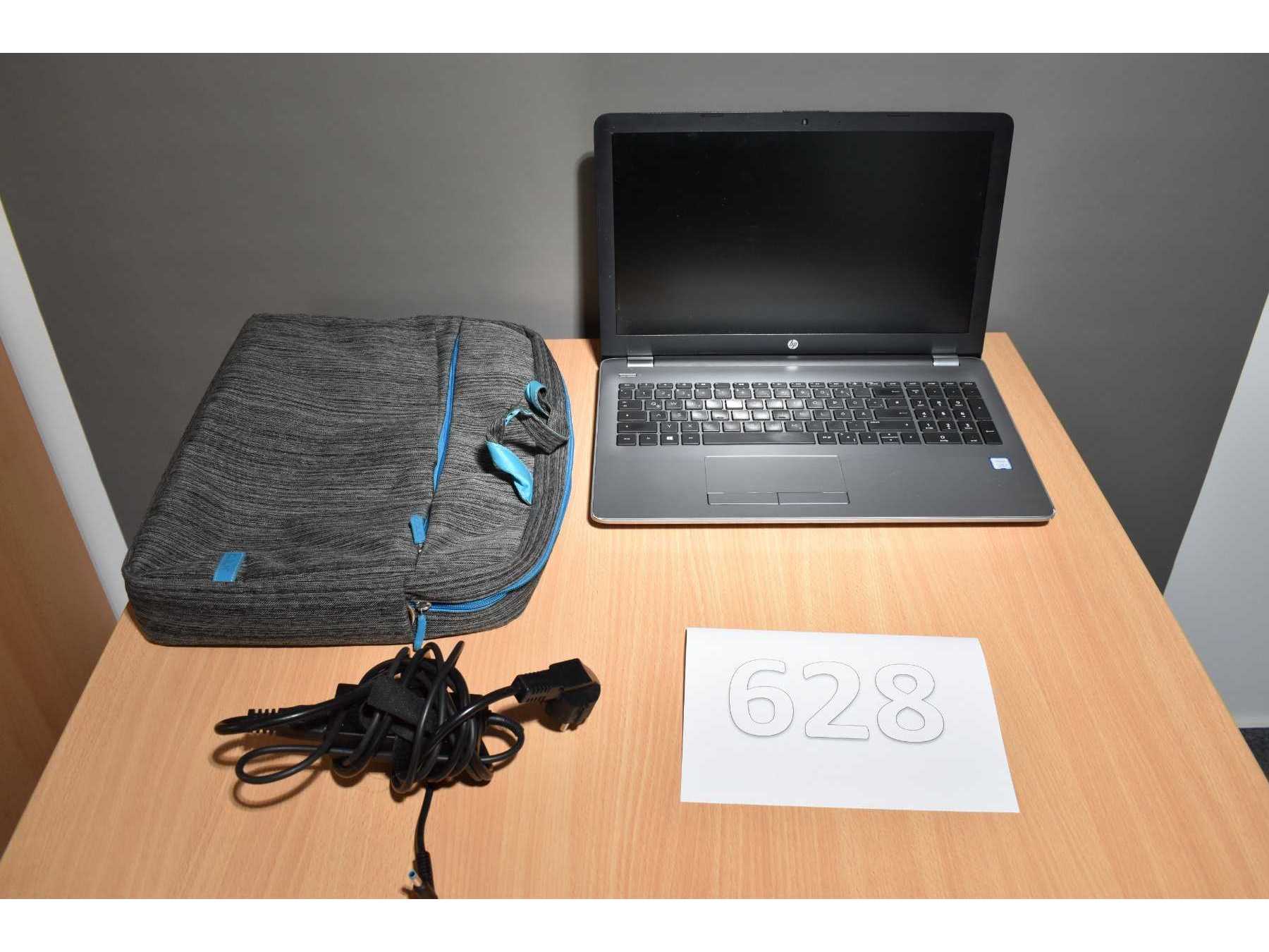 HP 250 G6 Notebook komplett mit Tasche und Ladegerät