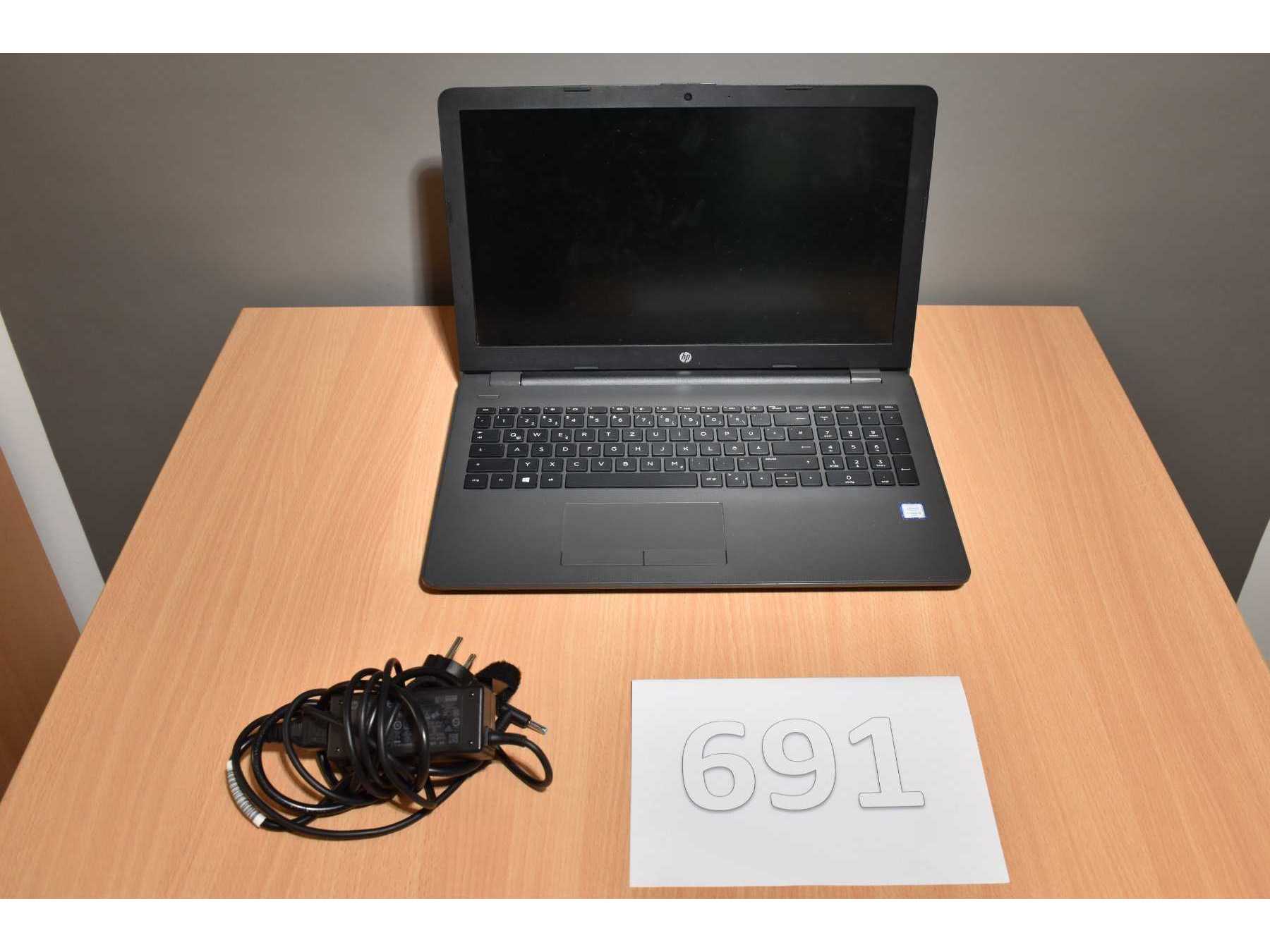 HP 250 G6 Notebook – 39,6 cm (15.6")
Gesamtansicht