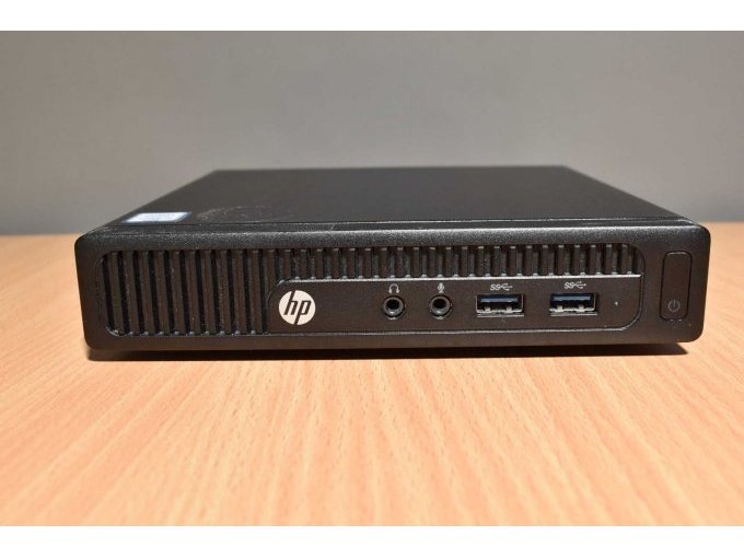 HP 260 G2 Mini Desktop PC
Ansicht von vorne