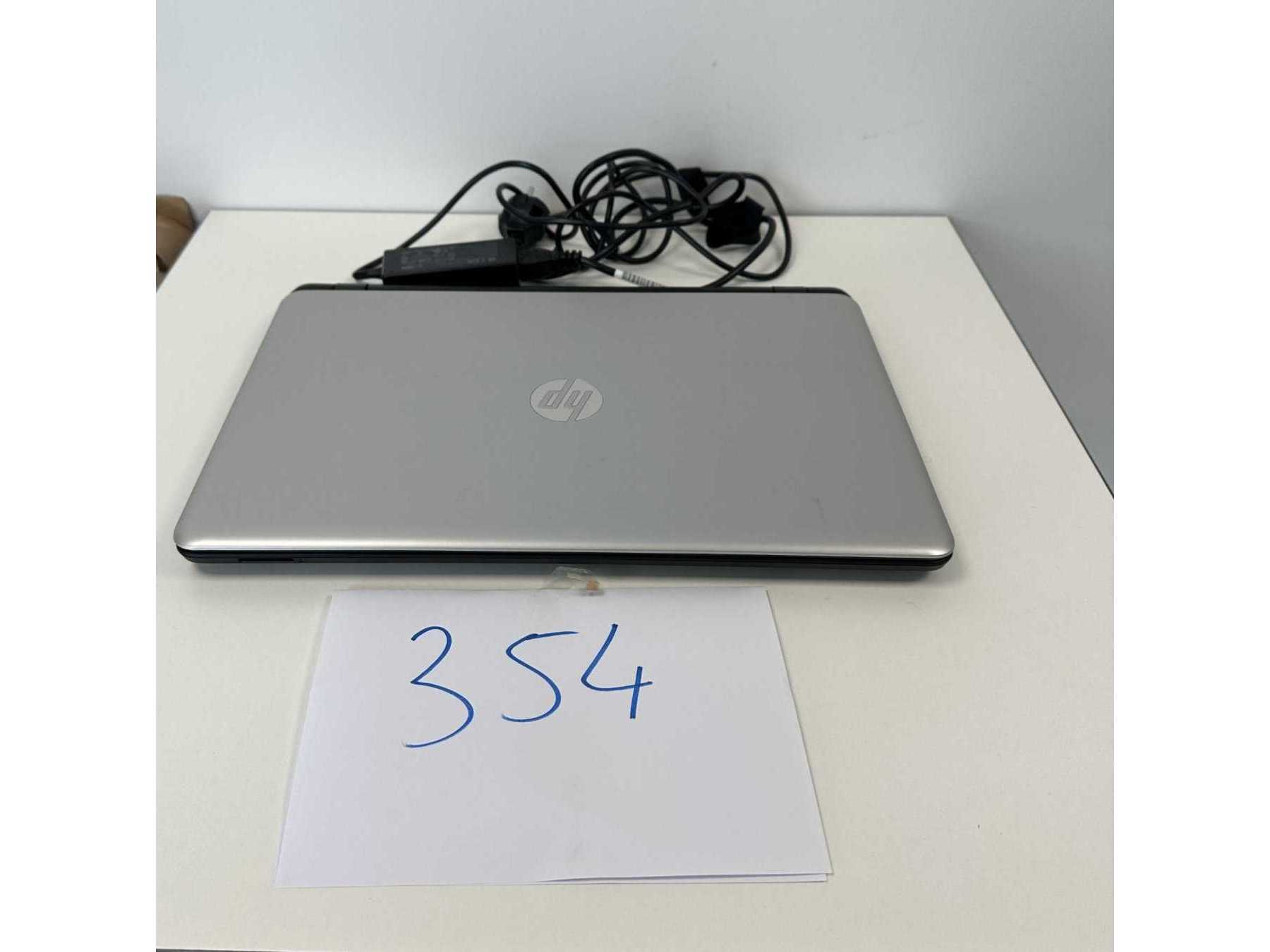 HP 355 G2 – 15,6 Zoll (39,6 cm)
Gesamtansicht