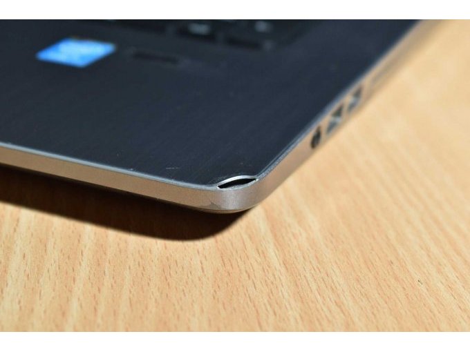 HP ProBook 470 G2 – Notebook – 43,9 cm (17,3")
Detailansicht Beschädigung