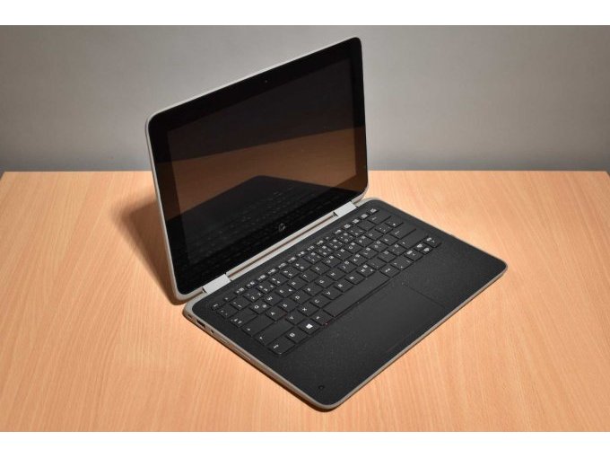 HP ProBook x360 11 G3 EE (11,6" ) 29,5 cm
Ansicht geöffnet