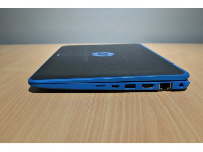 HP ProBook x360 11 G3 EE 29.5 cm ( 11.6" ) Touch
Ansicht von der Seite