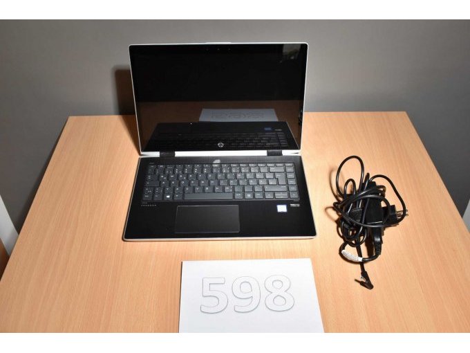 HP ProBook x360 440 G1 – 35,56 cm (14")
Gesamtansicht HP ProBook x360 440 G1 – 35,56 cm (14")
Gesamtansicht