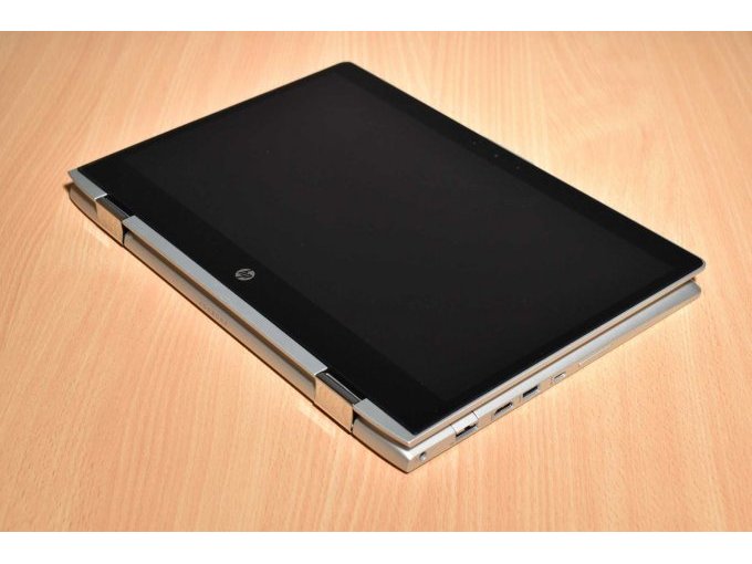 HP ProBook x360 440 G1 – 35,56 cm (14")
Ansicht aufgeklappt